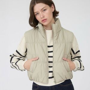 NWT Blu Pepper Cropped Puffer Vest Size L